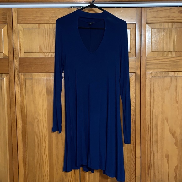 Navy dress - Picture 4 of 6